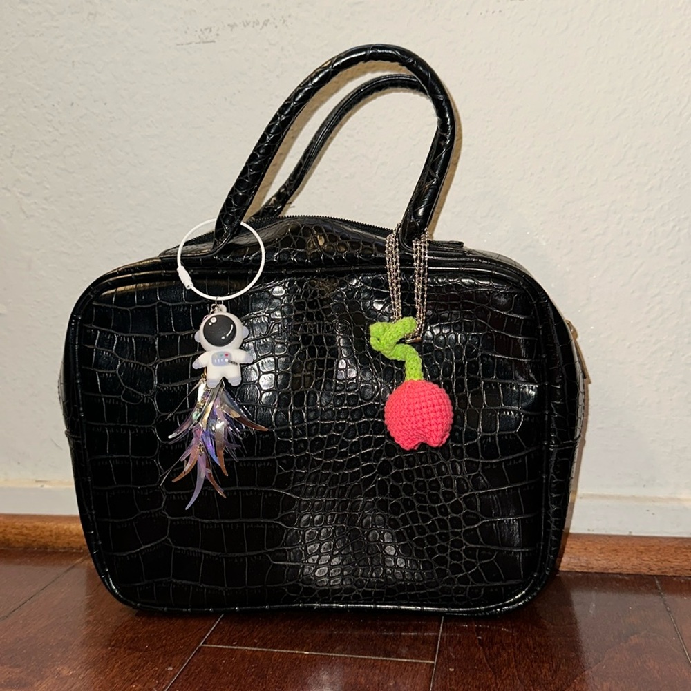 Vintage black handbag from Shiseido